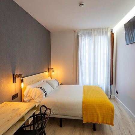 Casual Fuentes Hotell Bilbao Exteriör bild