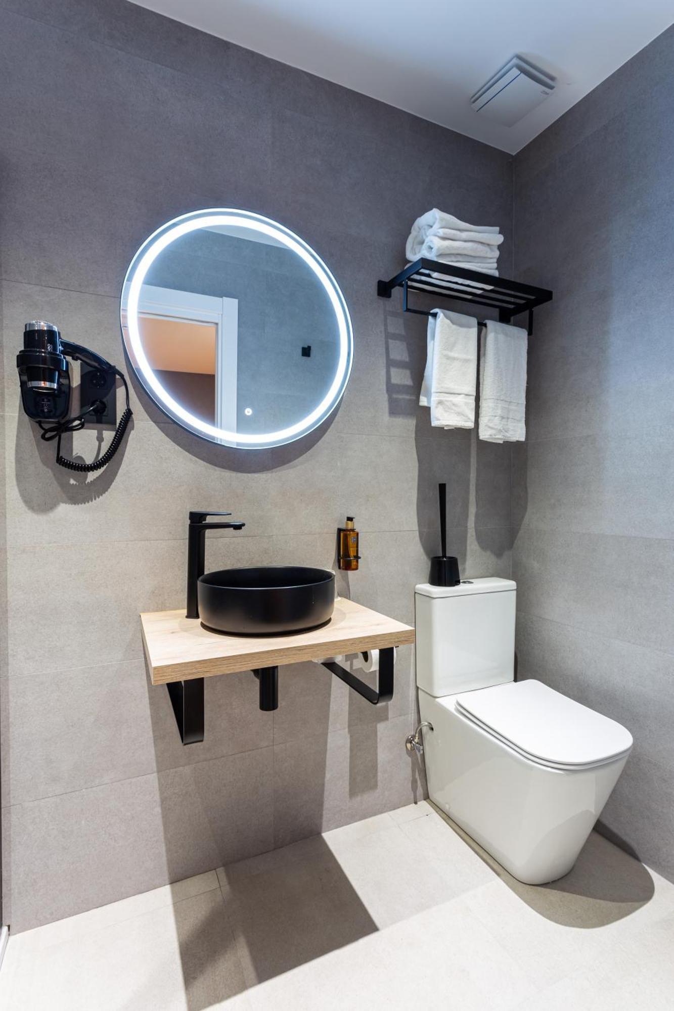 Casual Fuentes Hotell Bilbao Exteriör bild